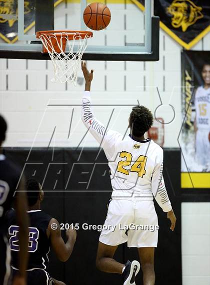 Thumbnail 1 in Paschal vs. McKinney photogallery.