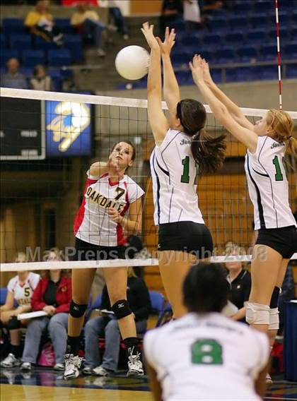 Thumbnail 1 in Oakdale vs. St. Mary's (CIF SJS D3 Final) photogallery.
