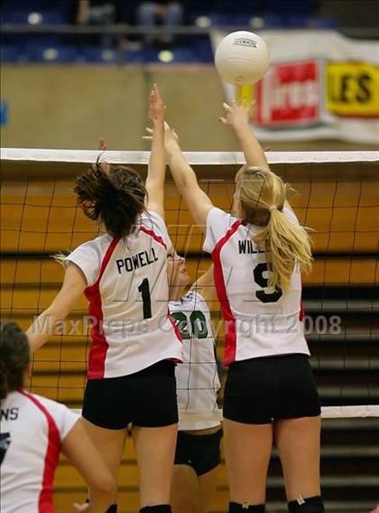 Thumbnail 1 in Oakdale vs. St. Mary's (CIF SJS D3 Final) photogallery.