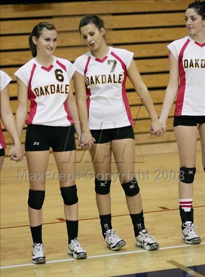 Thumbnail 3 in Oakdale vs. St. Mary's (CIF SJS D3 Final) photogallery.