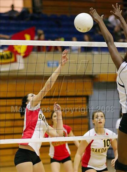 Thumbnail 2 in Oakdale vs. St. Mary's (CIF SJS D3 Final) photogallery.