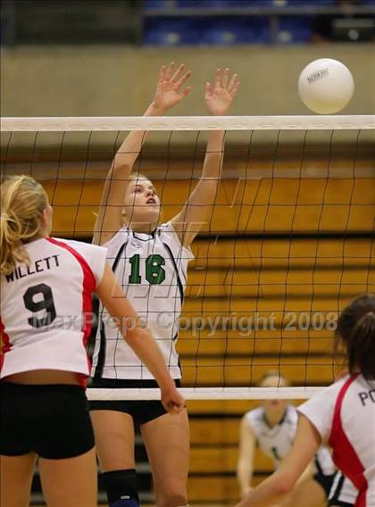 Thumbnail 3 in Oakdale vs. St. Mary's (CIF SJS D3 Final) photogallery.