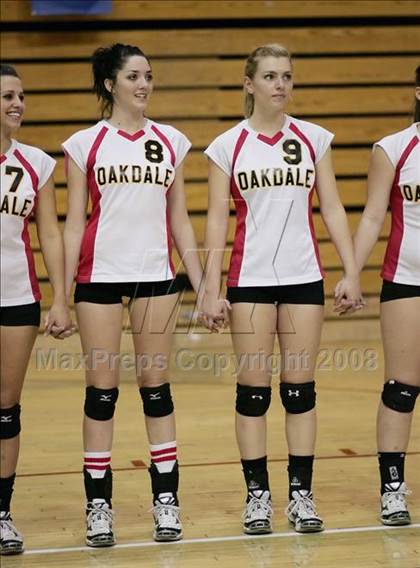 Thumbnail 1 in Oakdale vs. St. Mary's (CIF SJS D3 Final) photogallery.