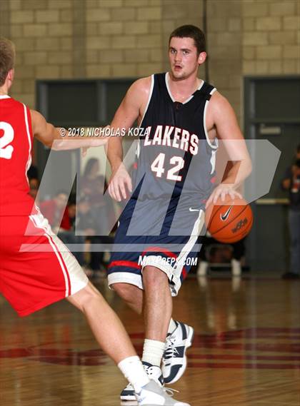 Thumbnail 1 in Lake Oswego @ Mater Dei (Nike Extravaganza)  photogallery.
