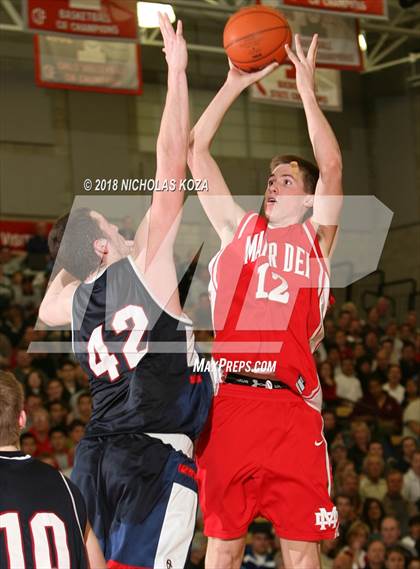 Thumbnail 3 in Lake Oswego @ Mater Dei (Nike Extravaganza)  photogallery.
