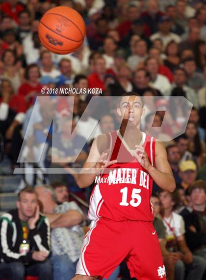 Thumbnail 3 in Lake Oswego @ Mater Dei (Nike Extravaganza)  photogallery.