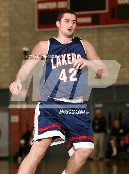 Thumbnail 3 in Lake Oswego @ Mater Dei (Nike Extravaganza)  photogallery.