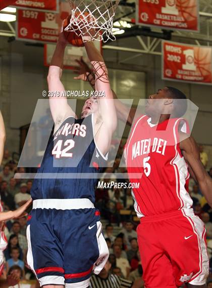 Thumbnail 1 in Lake Oswego @ Mater Dei (Nike Extravaganza)  photogallery.