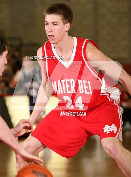 Thumbnail 2 in Lake Oswego @ Mater Dei (Nike Extravaganza)  photogallery.