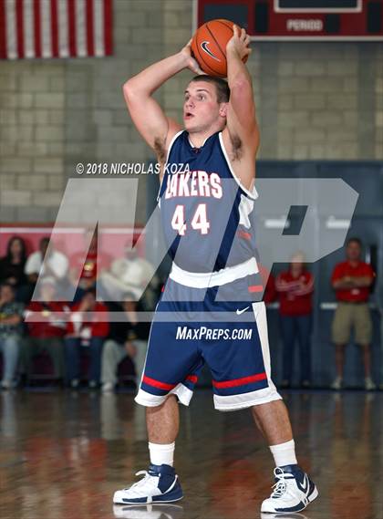 Thumbnail 3 in Lake Oswego @ Mater Dei (Nike Extravaganza)  photogallery.