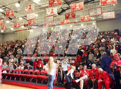 Thumbnail 2 in Lake Oswego @ Mater Dei (Nike Extravaganza)  photogallery.