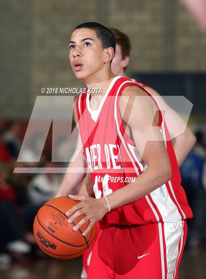 Thumbnail 1 in Lake Oswego @ Mater Dei (Nike Extravaganza)  photogallery.