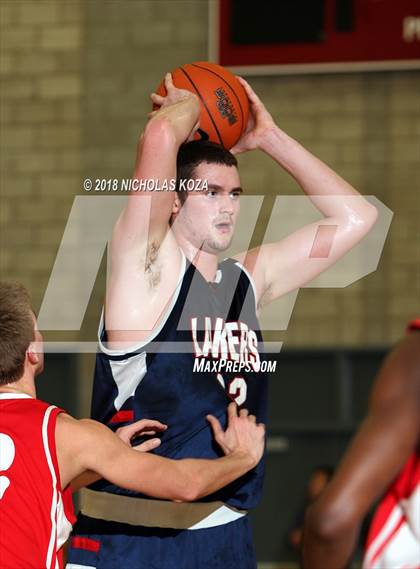 Thumbnail 2 in Lake Oswego @ Mater Dei (Nike Extravaganza)  photogallery.