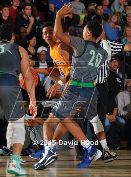 Thumbnail 3 in King vs. Chino Hills (MaxPreps Holiday Classic) photogallery.