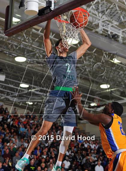 Thumbnail 2 in King vs. Chino Hills (MaxPreps Holiday Classic) photogallery.