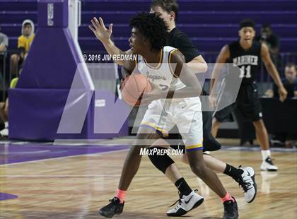 Thumbnail 1 in Mariner vs. Jemison (City of Palms Classic) photogallery.