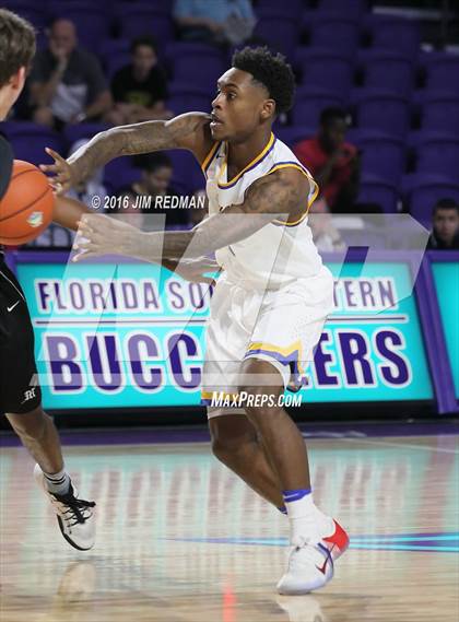 Thumbnail 2 in Mariner vs. Jemison (City of Palms Classic) photogallery.