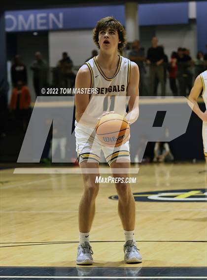 Thumbnail 1 in Concord Academy vs. Greensboro Day School photogallery.