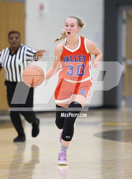 Thumbnail 1 in Licking Valley vs. Bishop Hartley (OHSAA D2 District Semifinal) photogallery.