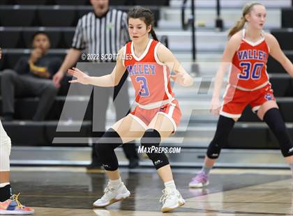 Thumbnail 3 in Licking Valley vs. Bishop Hartley (OHSAA D2 District Semifinal) photogallery.
