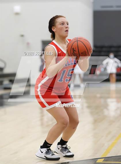 Thumbnail 2 in Licking Valley vs. Bishop Hartley (OHSAA D2 District Semifinal) photogallery.