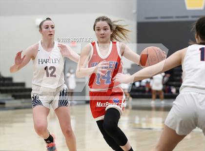 Thumbnail 1 in Licking Valley vs. Bishop Hartley (OHSAA D2 District Semifinal) photogallery.