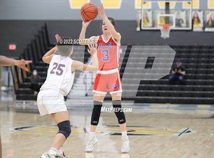 Thumbnail 2 in Licking Valley vs. Bishop Hartley (OHSAA D2 District Semifinal) photogallery.