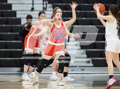 Thumbnail 3 in Licking Valley vs. Bishop Hartley (OHSAA D2 District Semifinal) photogallery.