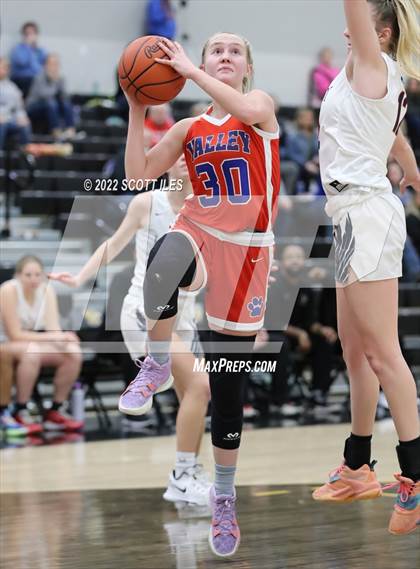 Thumbnail 2 in Licking Valley vs. Bishop Hartley (OHSAA D2 District Semifinal) photogallery.