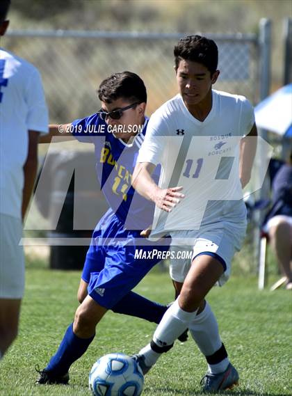 Thumbnail 3 in Bloomfield vs. Bosque (Aztec Tiger Shootout) photogallery.