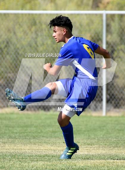 Thumbnail 1 in Bloomfield vs. Bosque (Aztec Tiger Shootout) photogallery.