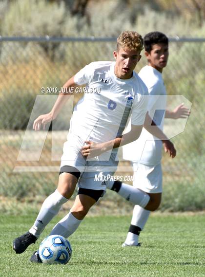 Thumbnail 2 in Bloomfield vs. Bosque (Aztec Tiger Shootout) photogallery.