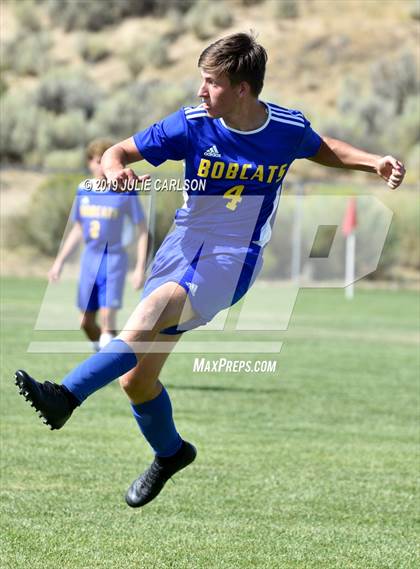 Thumbnail 2 in Bloomfield vs. Bosque (Aztec Tiger Shootout) photogallery.