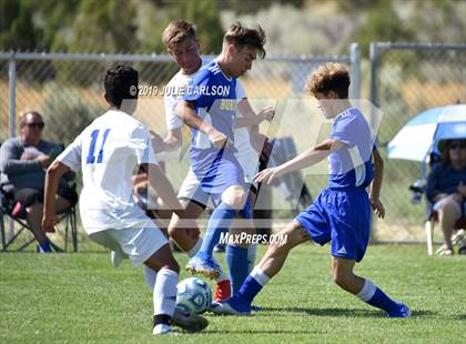 Thumbnail 2 in Bloomfield vs. Bosque (Aztec Tiger Shootout) photogallery.