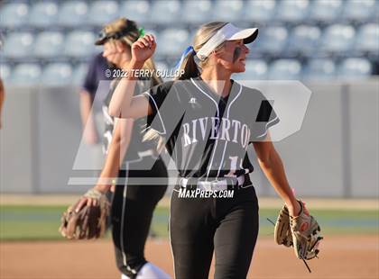 Thumbnail 3 in Riverton vs. West (UHSAA 6A Final Game 1) photogallery.