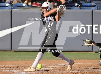Thumbnail 3 in Riverton vs. West (UHSAA 6A Final Game 1) photogallery.