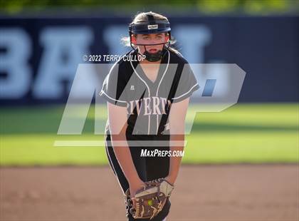 Thumbnail 3 in Riverton vs. West (UHSAA 6A Final Game 1) photogallery.