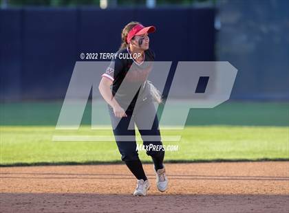 Thumbnail 3 in Riverton vs. West (UHSAA 6A Final Game 1) photogallery.