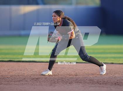 Thumbnail 3 in Riverton vs. West (UHSAA 6A Final Game 1) photogallery.