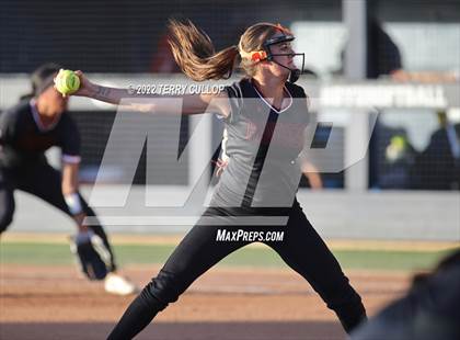 Thumbnail 1 in Riverton vs. West (UHSAA 6A Final Game 1) photogallery.