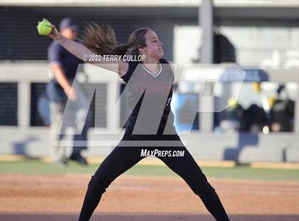 Thumbnail 2 in Riverton vs. West (UHSAA 6A Final Game 1) photogallery.