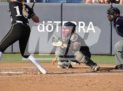 Thumbnail 2 in Riverton vs. West (UHSAA 6A Final Game 1) photogallery.