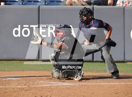 Thumbnail 2 in Riverton vs. West (UHSAA 6A Final Game 1) photogallery.