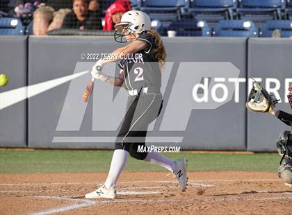 Thumbnail 2 in Riverton vs. West (UHSAA 6A Final Game 1) photogallery.
