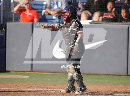 Thumbnail 2 in Riverton vs. West (UHSAA 6A Final Game 1) photogallery.