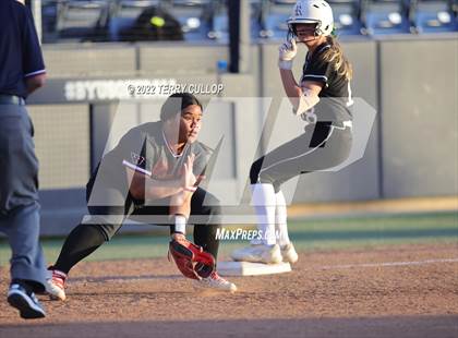 Thumbnail 3 in Riverton vs. West (UHSAA 6A Final Game 1) photogallery.