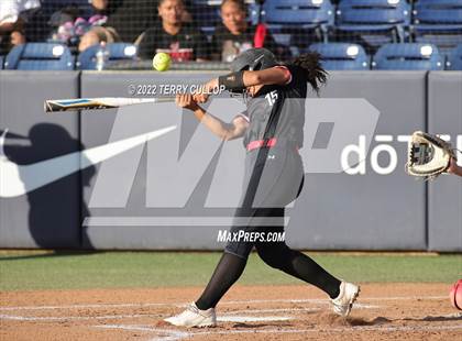 Thumbnail 2 in Riverton vs. West (UHSAA 6A Final Game 1) photogallery.