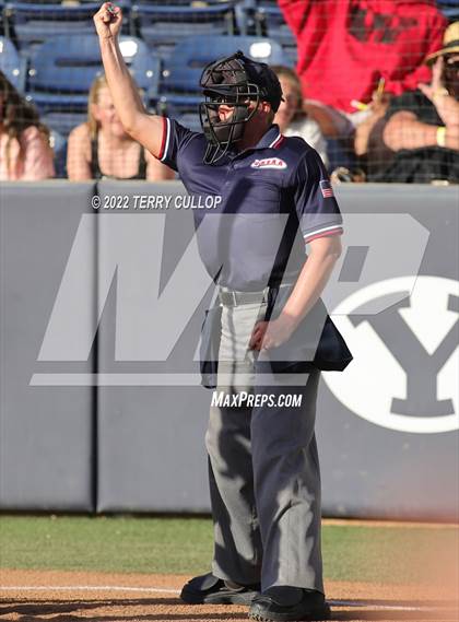 Thumbnail 3 in Riverton vs. West (UHSAA 6A Final Game 1) photogallery.