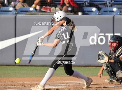 Thumbnail 1 in Riverton vs. West (UHSAA 6A Final Game 1) photogallery.