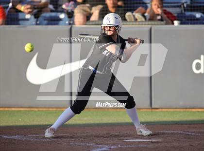 Thumbnail 2 in Riverton vs. West (UHSAA 6A Final Game 1) photogallery.